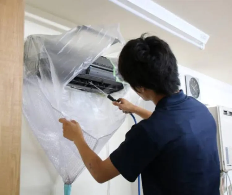 合同会社センカク｜酷いカビや汚れなど徹底的にします - エアコン