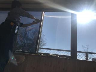 窓ガラスフィルム（ウィンドフィルム）施工（飛散防止・暑さ対策等）