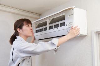 全機種対応のお掃除機能付きエアコンクリーニング