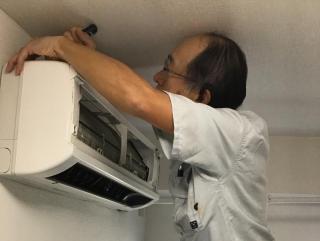 天然エコ洗剤　お掃除機能付きエアコンクリーニング　消臭抗菌無料
