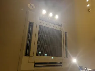 エアコンクリーニング業務用エアコン