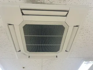 業務用エアコン天井埋込型天井吊り型タイプ