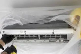 壁掛け　エアコンクリーニング　お掃除機能あり