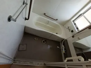 心も体もピッカピカ。　心を込めて作業します。