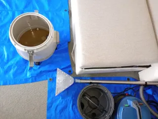 車内、ソファー、マットレス等…リンサークリーナーによる丸洗いクリーニングです！！