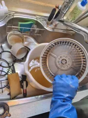 お台所換気扇 油汚れシロッコファン 清掃