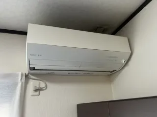 お客様の大切なエアコンを丁寧に洗浄します！