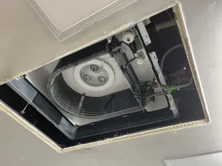 天カセ・天吊　業務用エアコンクリーニング