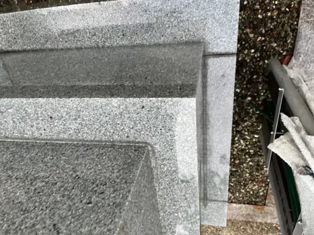 【立ち会い不要】真心込めて墓石を丁寧に清掃｜作業前後の写真報告付きのサービス写真