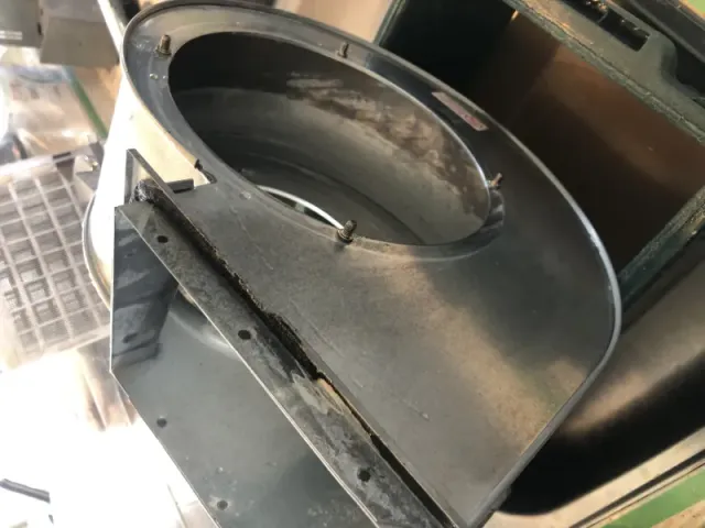 【油汚れを徹底洗浄】分解洗浄でスッキリ！